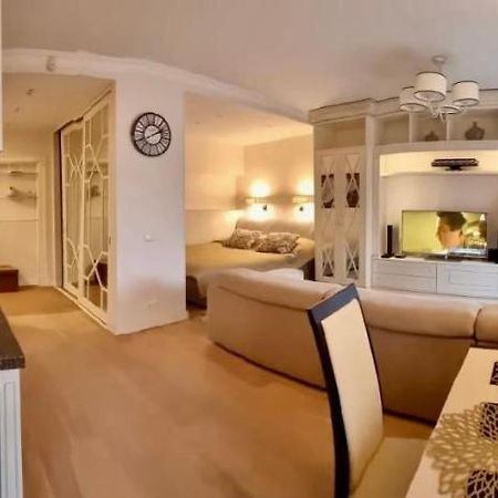 Cozy Studio Apartment In The Center Of Riga Exteriér fotografie